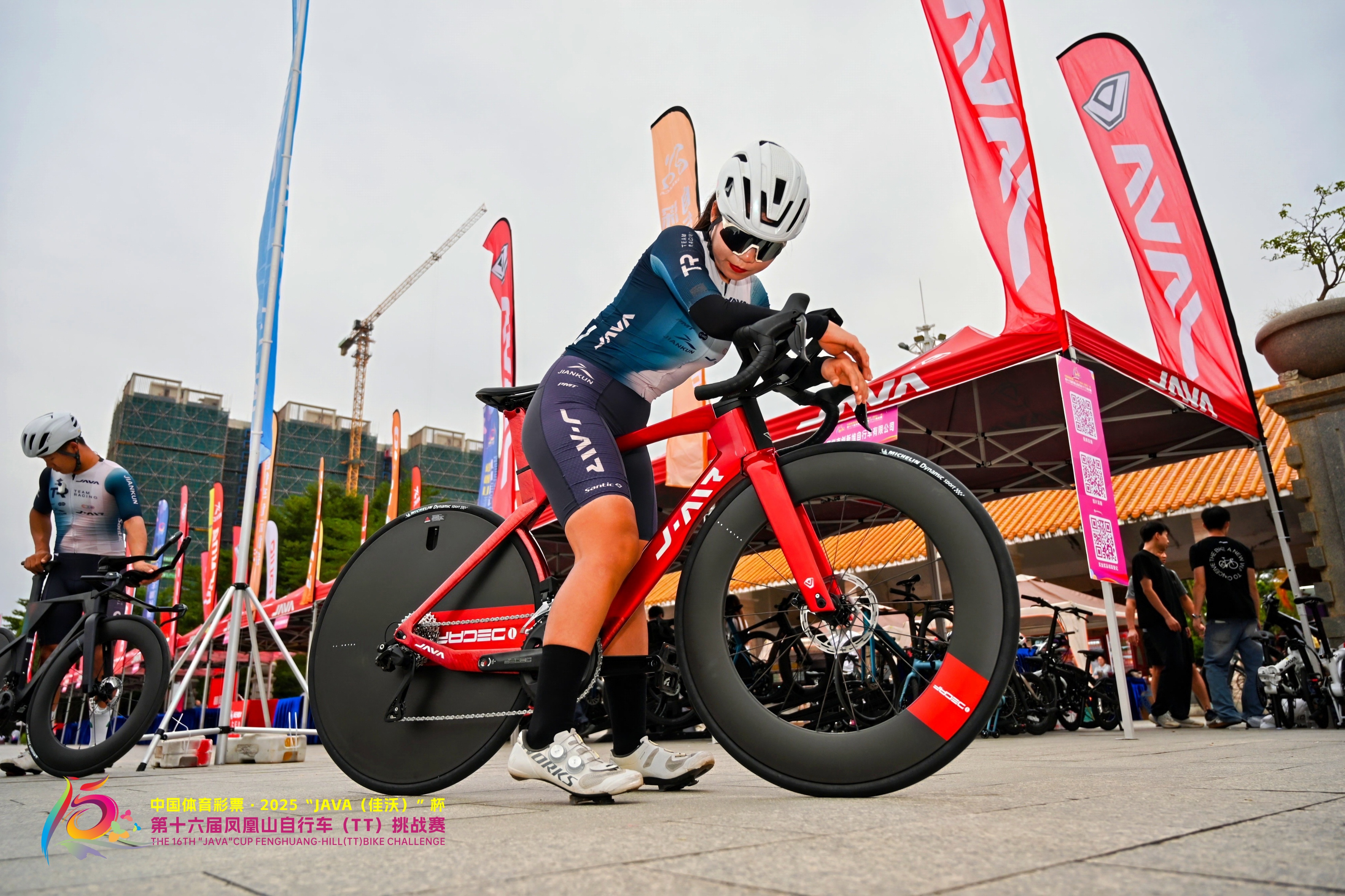 騎行正當(dāng)時(shí)，多項(xiàng)獎(jiǎng)杯閃耀鳳凰山!